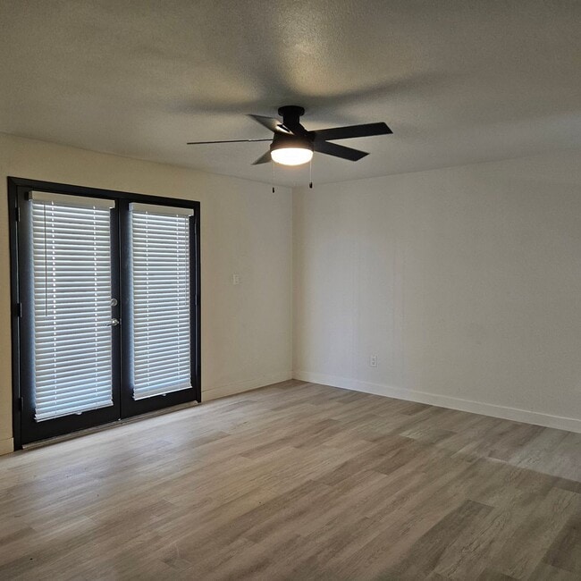 Building Photo - Remodeled home for Rent