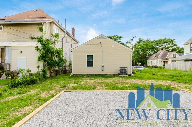 Building Photo - WAIVED $100 ADMIN FEE CALL TODAY!  Newly U...