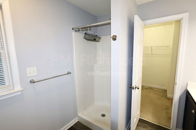 Building Photo - 15831 Haggis Dr