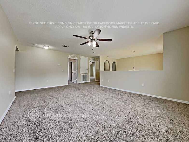 Building Photo - 2390 Anacostia Ave