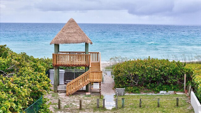 Building Photo - 200 N El Mar Dr