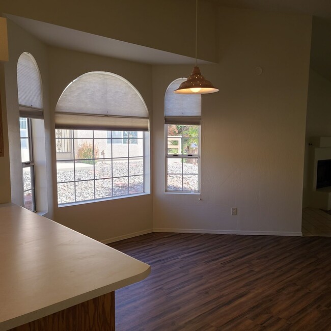 Building Photo - TOWNHOME - COTTONWOOD - SAWMILL GARDENS