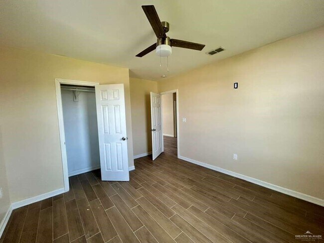 Building Photo - 14 N 109th St