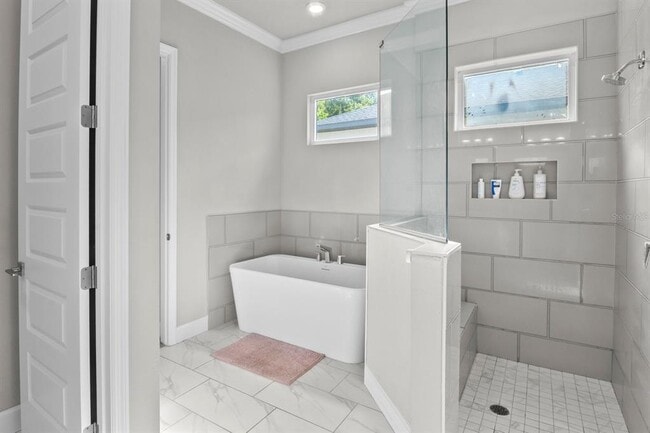 Building Photo - 9474 SW 65th Pl