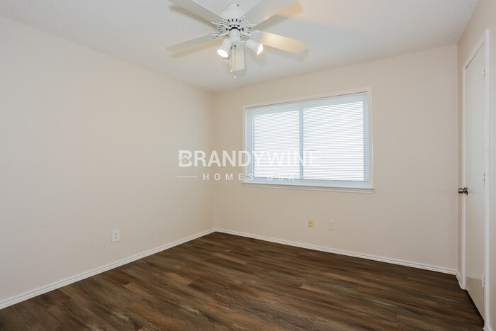 Building Photo - 120 Callender Dr