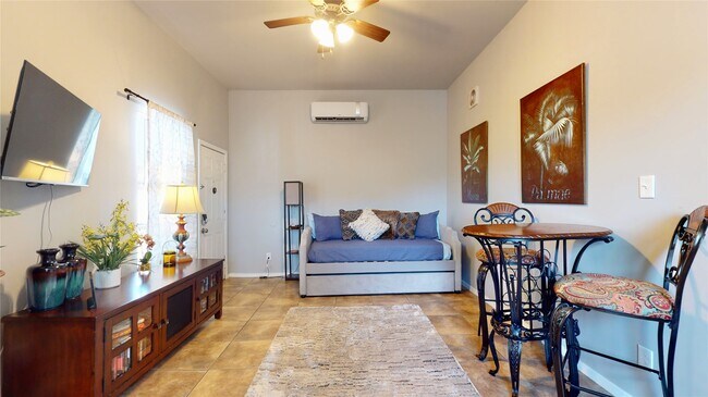 Building Photo - 4507 W Bayshore Dr