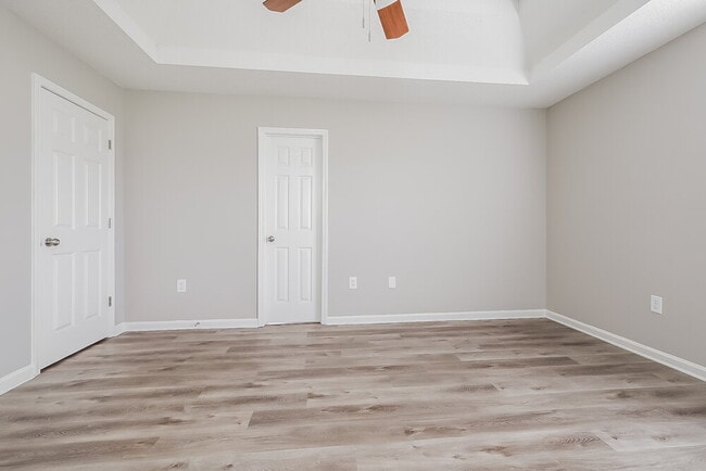 Building Photo - 65 Cinnamon Oak Cir