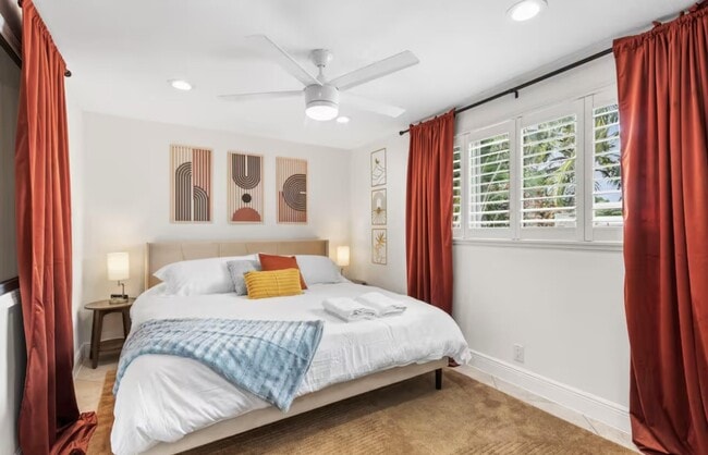 Building Photo - 3351 NW 67th St