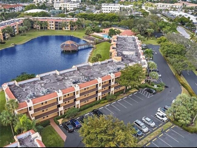 Building Photo - 6423 Coral Lake Dr