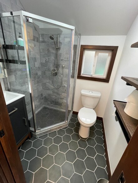 Building Photo - 10114 Dayton Ave N