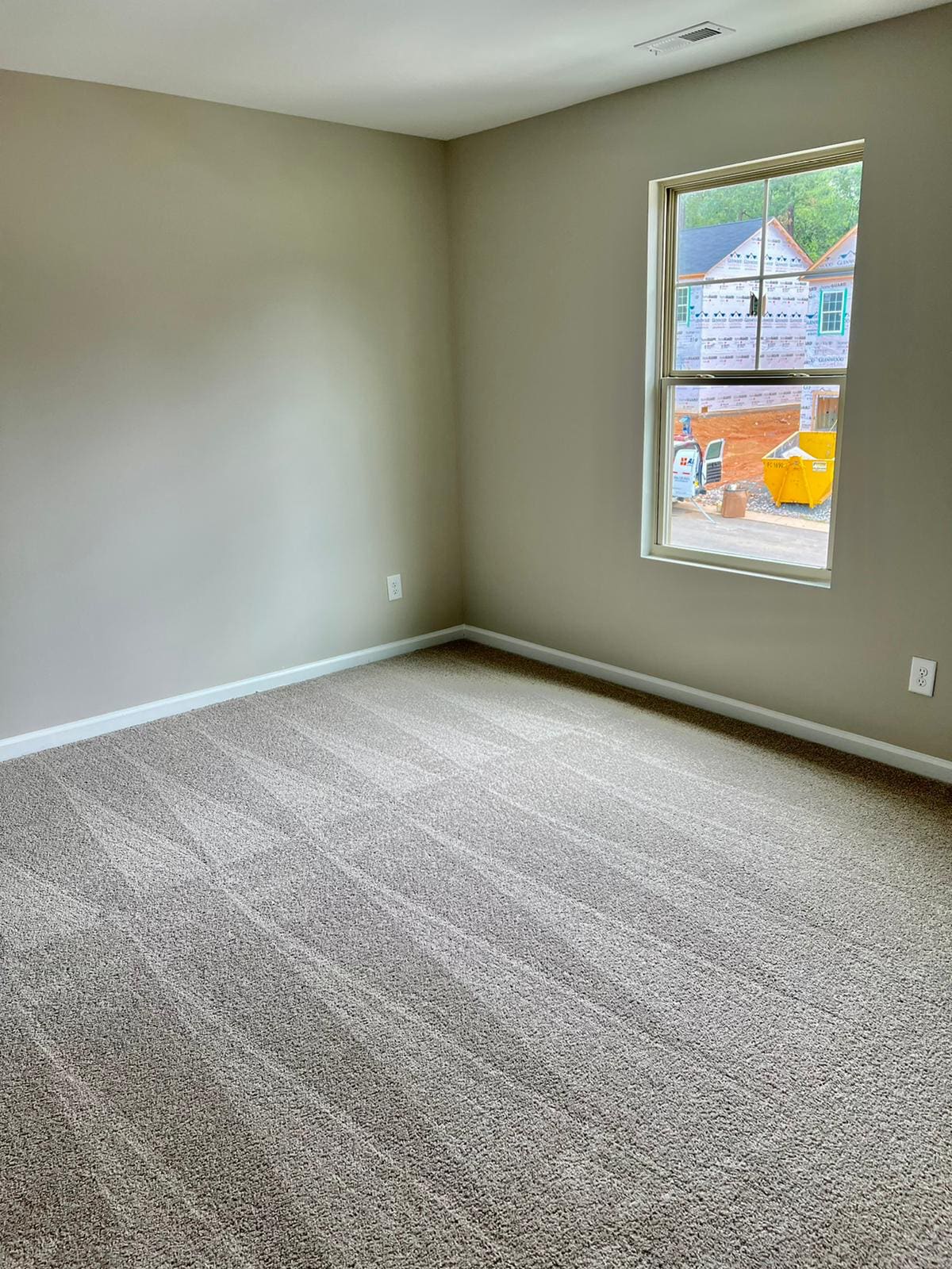 Building Photo - Room in Single Family Home on Slippery Elm Dr