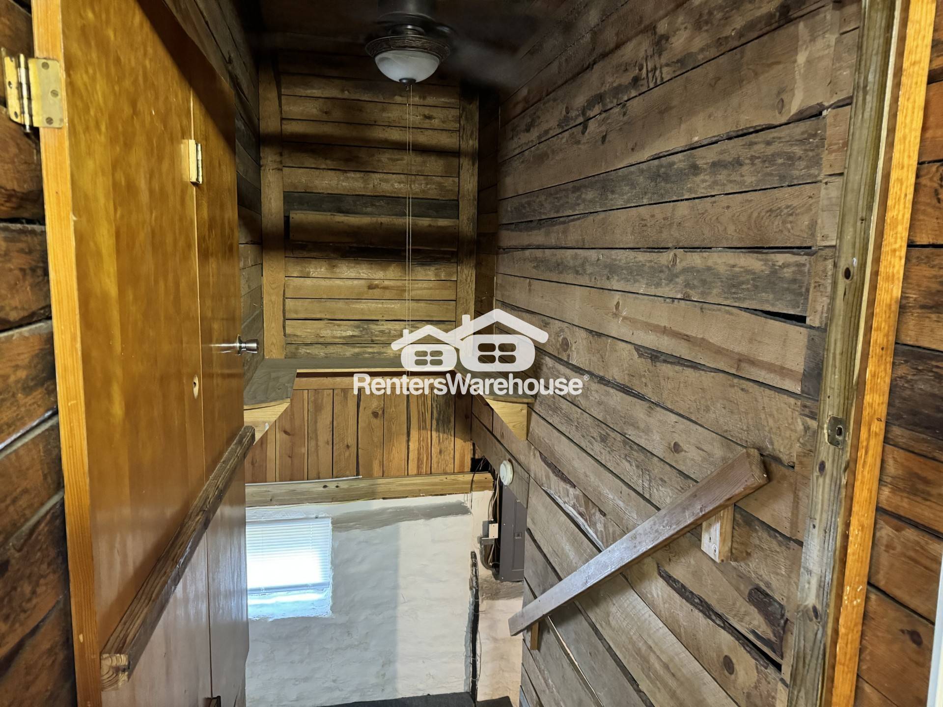 Building Photo - 227 E Marceau St