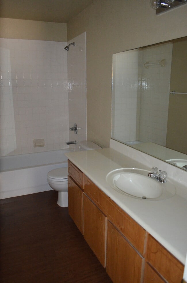 Building Photo - 1534 Shoshoni Trail