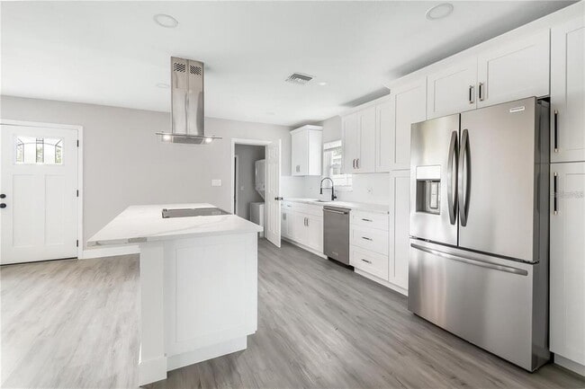 Building Photo - 10341 Kumquat Ln