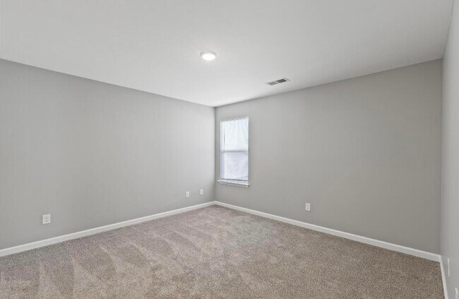 Building Photo - 6064 Arbor Wds Wy