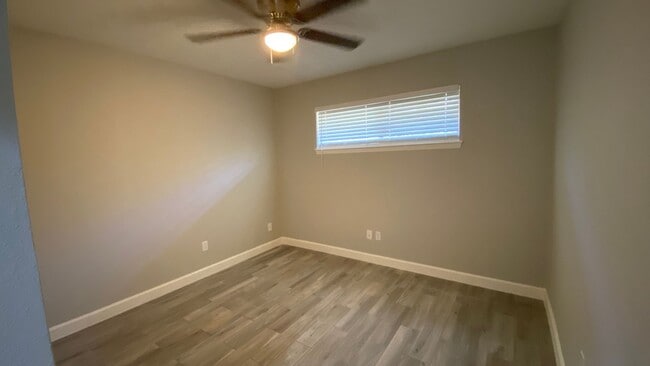 Building Photo - 1200-1202 N OConner Road