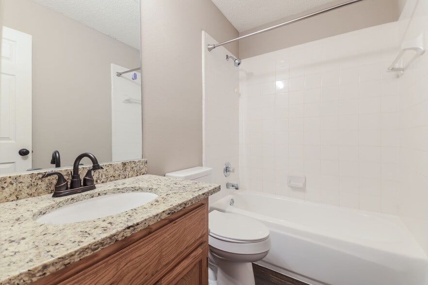 Building Photo - 4108 Creekmeadow Dr