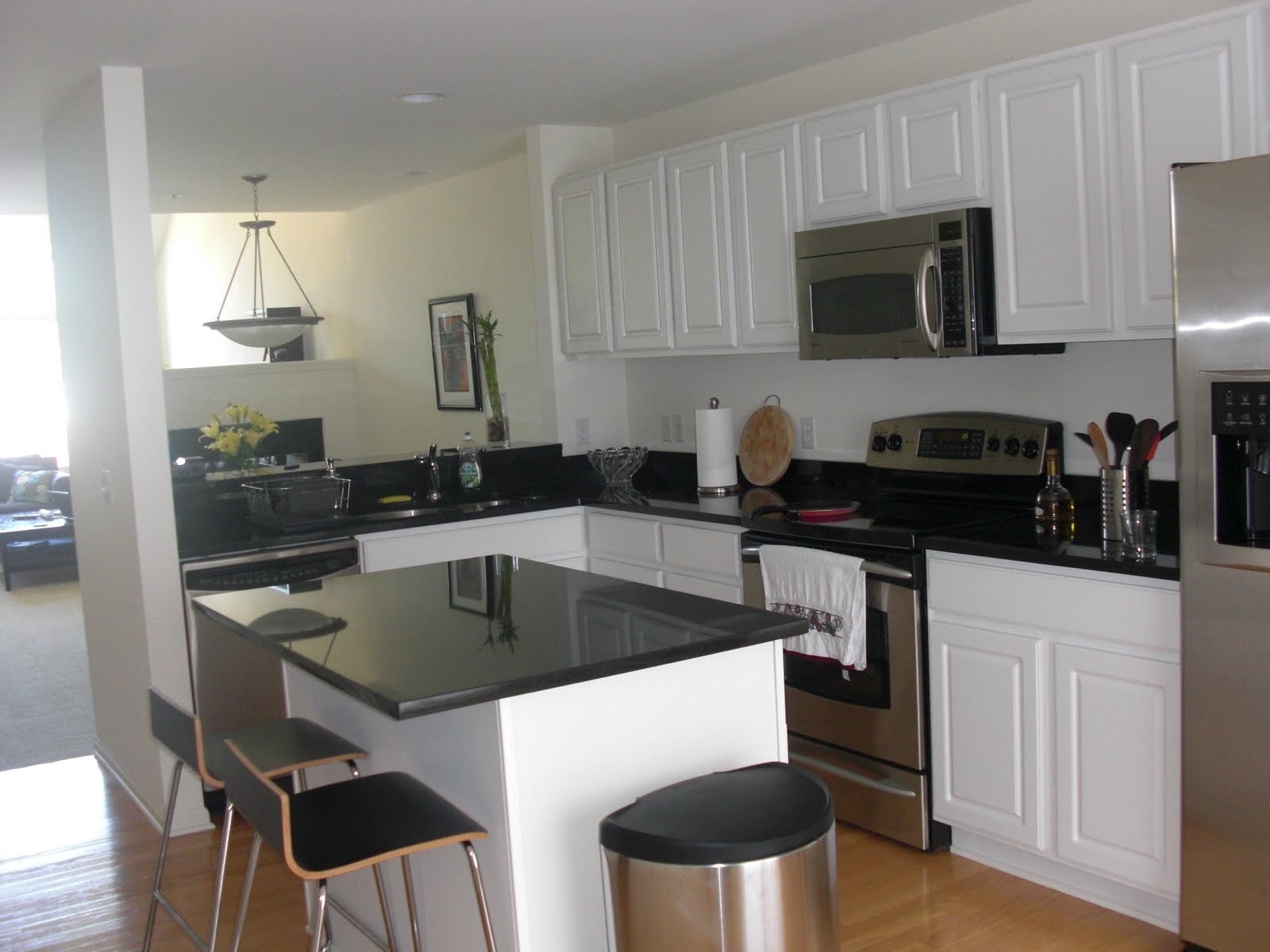 Building Photo - 3218 Camden Dr