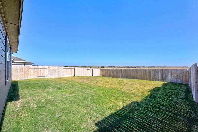 Building Photo - 140 Honey Bee Rd