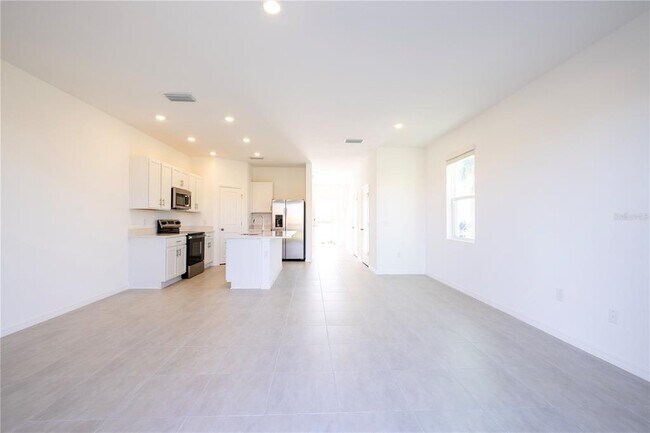 Building Photo - 7609 WATERSCAPE Dr