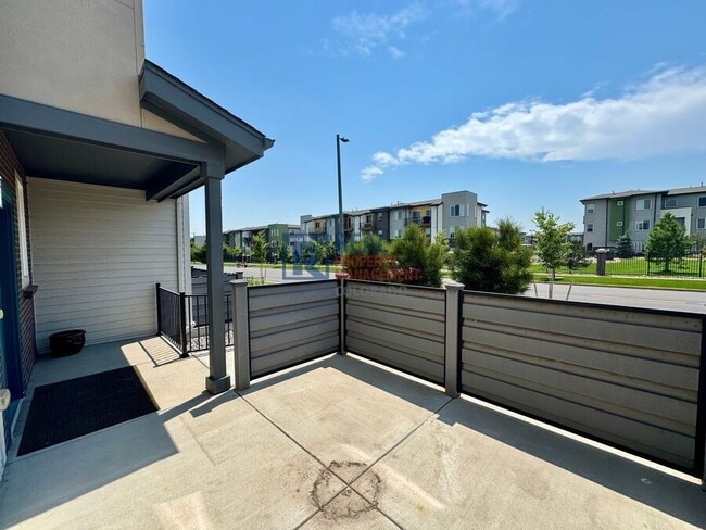 Building Photo - 16015 E Bolling Dr