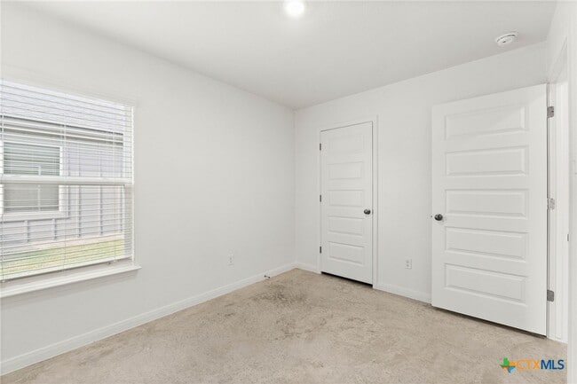 Building Photo - 911 Cherry Laurel Ln