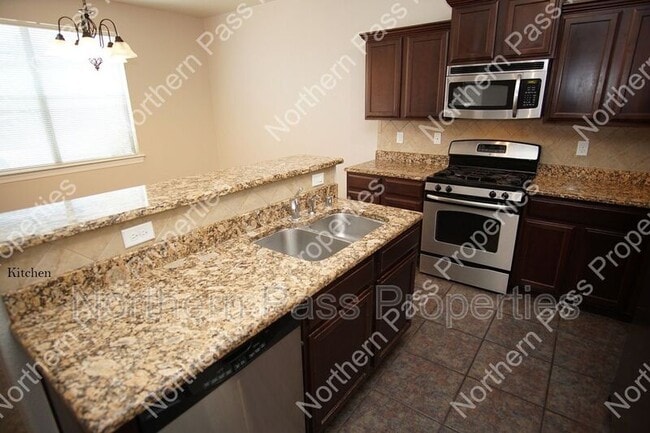 Building Photo - 5580 Mike Vane Drive