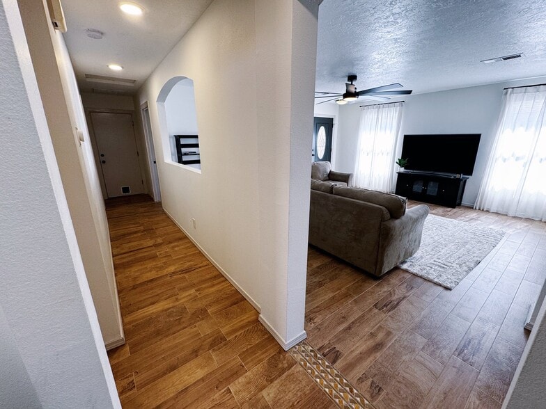 Building Photo - 7520 Button Quail Ave NW