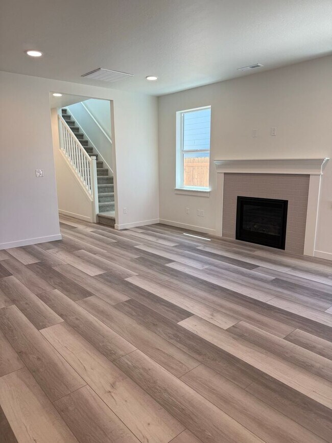 Building Photo - Brand New 3 Bedroom / 2.5 Bathroom Home in Parkside Community