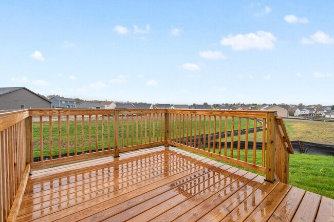 Building Photo - 109 Clearwater Dr