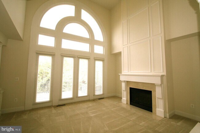 Building Photo - 43704 Burning Sands Terrace