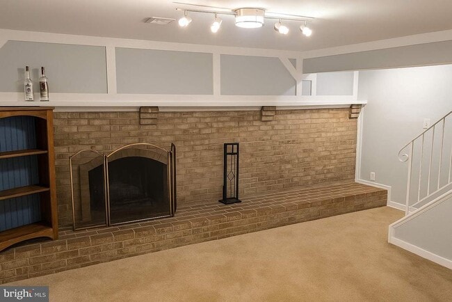 Building Photo - 8905 Bluffwood Ln