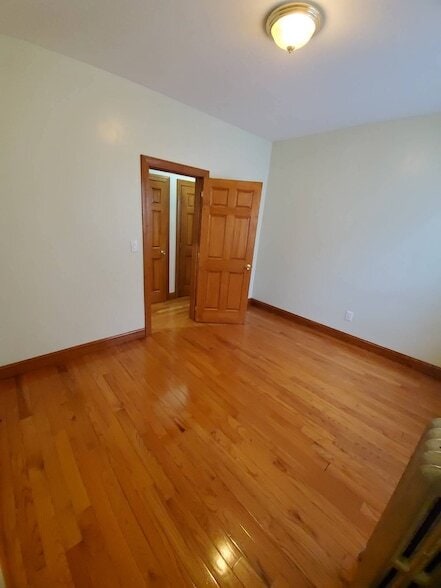 Building Photo - 39-47-47 65th Pl