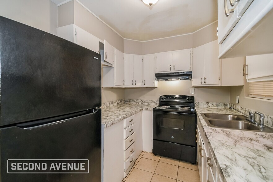 Building Photo - 4508 Tango Ln W