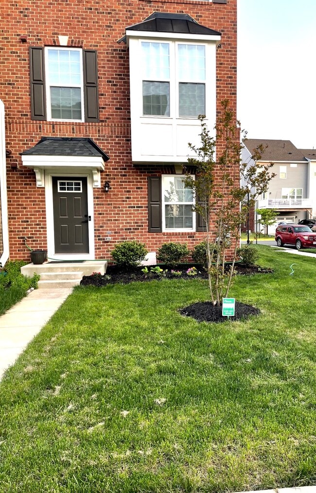 Building Photo - 11407 Willow Green Cir