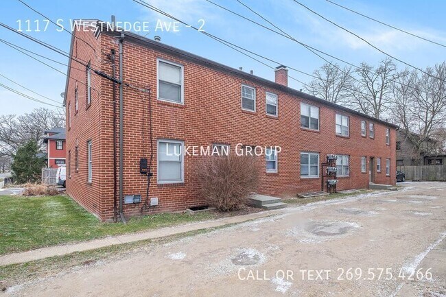 Building Photo - 1117 S Westnedge Ave