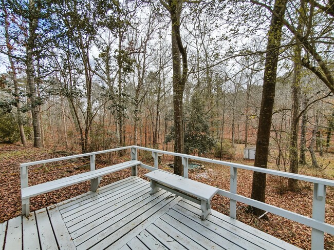 Building Photo - 118 Nature Creek Trail