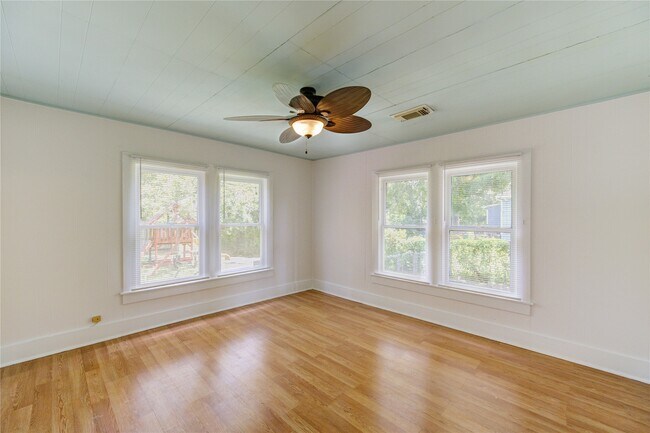 Building Photo - 511 Fugate St