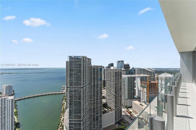 Building Photo - 300 Biscayne Blvd Way