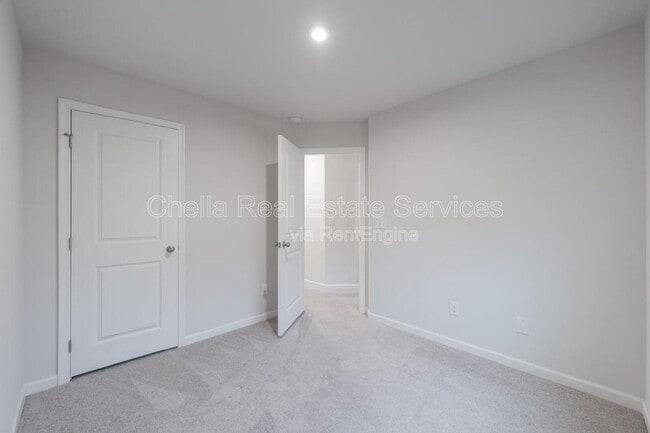 Building Photo - 2935 Winterberry Dr