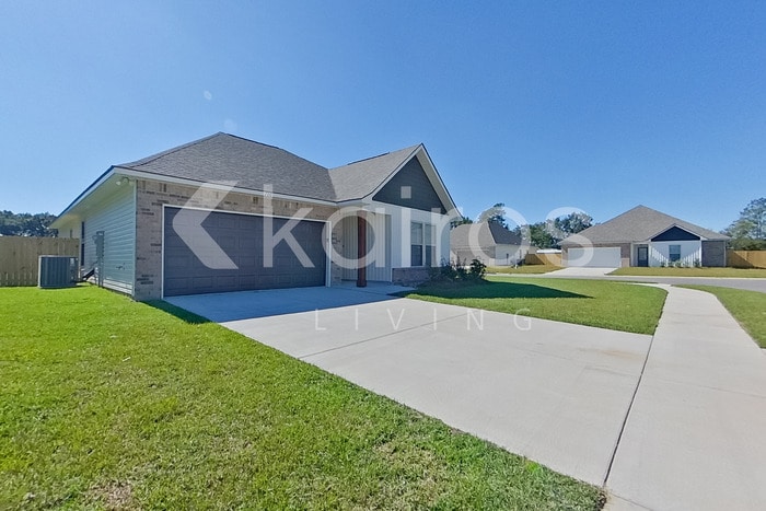 Building Photo - 100 Hendrix Rd