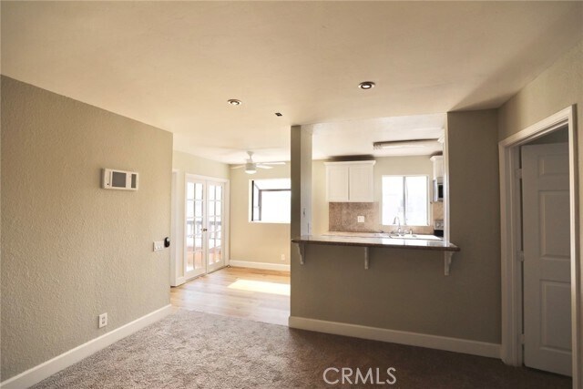 Building Photo - 3142 Midway Dr