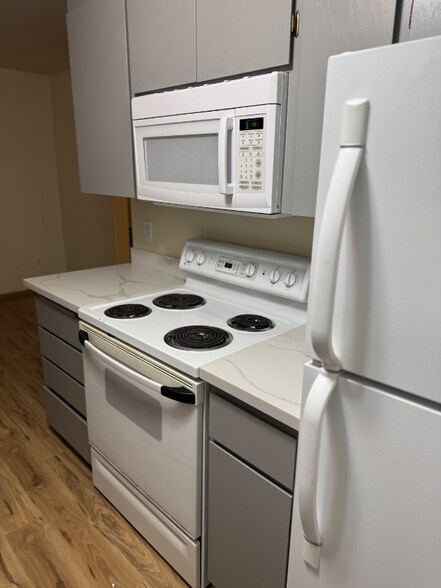 Building Photo - 9611 161st St E