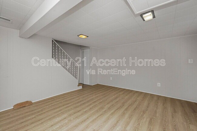 Building Photo - 2707 Jefferson Dr