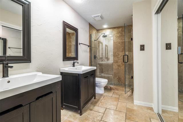 Building Photo - 6804 Century Cir