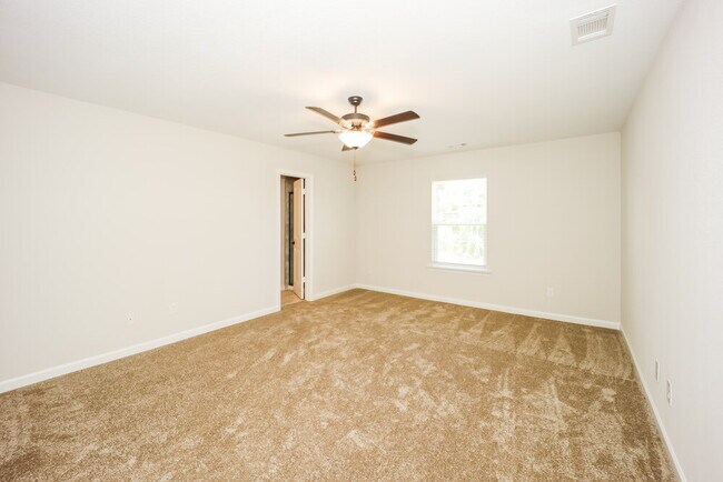 Building Photo - 486 Samara Ct