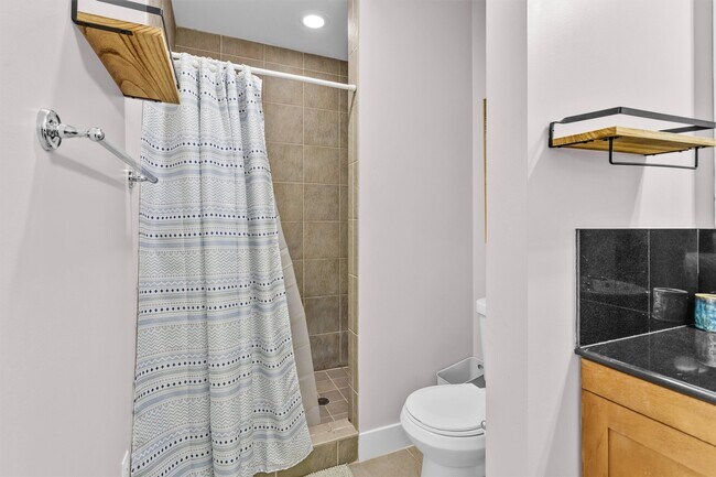 Building Photo - 500 Seawall Blvd