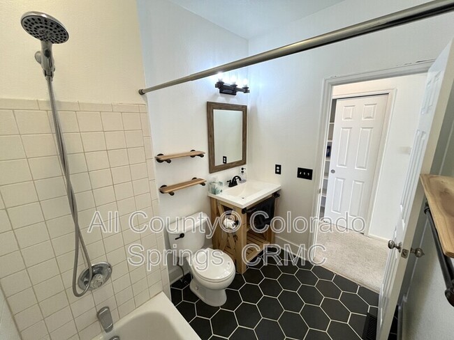 Building Photo - 8397 Hames Dr