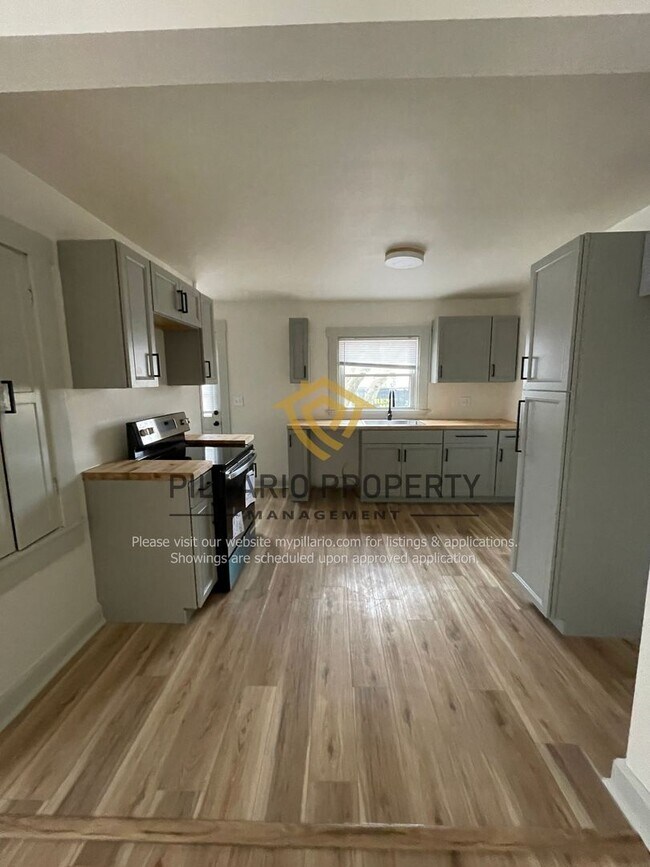 Building Photo - Newly Renovated, 3 Bedroom, 2 Bathroom Hom...