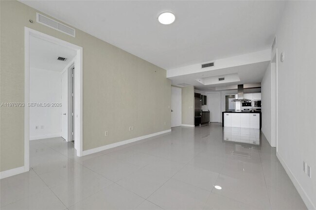 Building Photo - 18201 Collins Ave